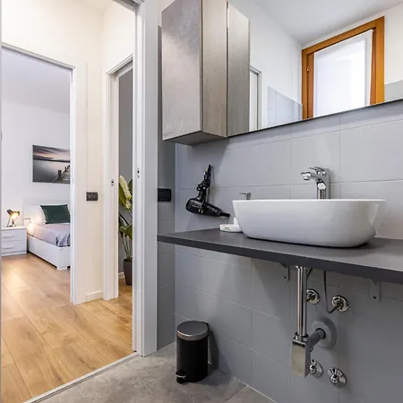 Διαμέρισμα - Luxury E Centro A 3' Design & Netflix Lecco