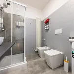 - Luxury E Centro A 3' Design & Netflix-