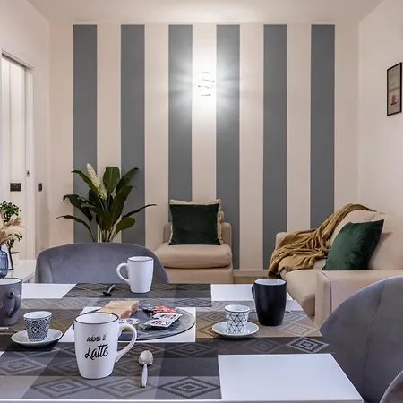 - Luxury E Centro A 3' Design & Netflix-