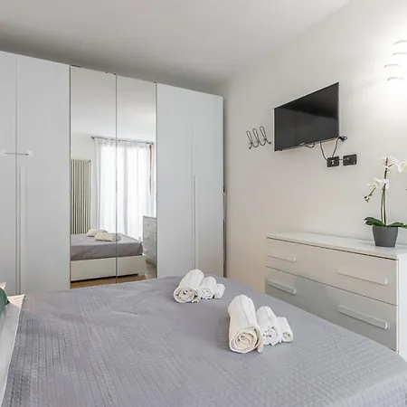 - Luxury E Centro A 3' Design & Netflix * Lecco