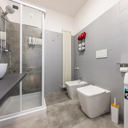 - Luxury E Centro A 3' Design & Netflix