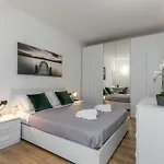 - Luxury E Centro A 3' Design & Netflix- Appartement *
